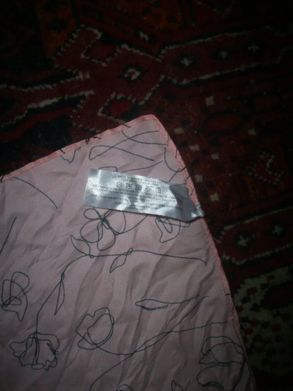 Lark & Ives bag has